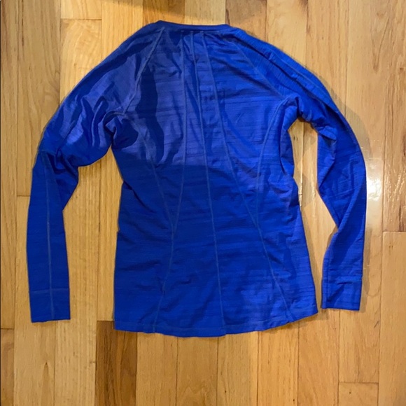 Athleta size small blue Pacifica top rash guard - Picture 2 of 2